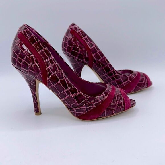 WHBM Size 6M Shoes Heels Pumps Shoes Maddox Faux Alligator - Picture 1 of 15